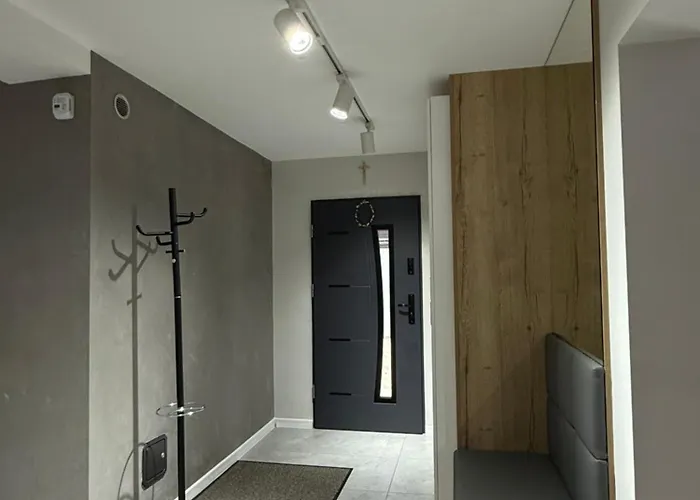 Goscinne A I M Dendys *