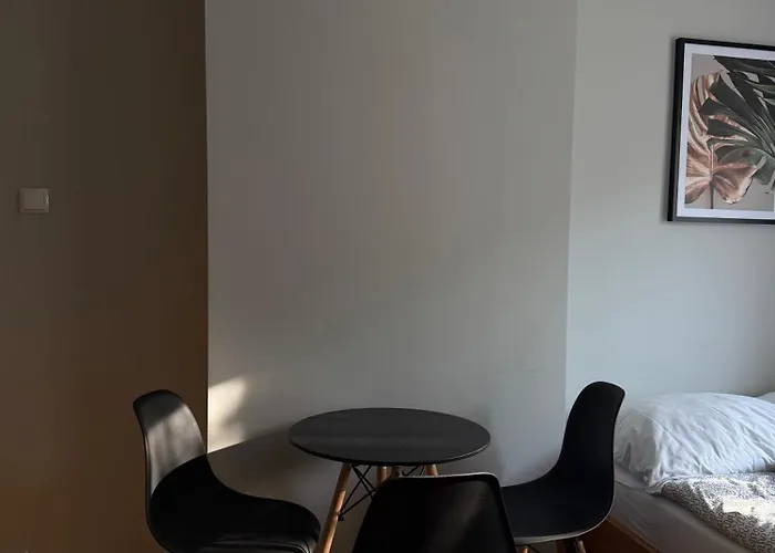 Goscinne A I M Dendys